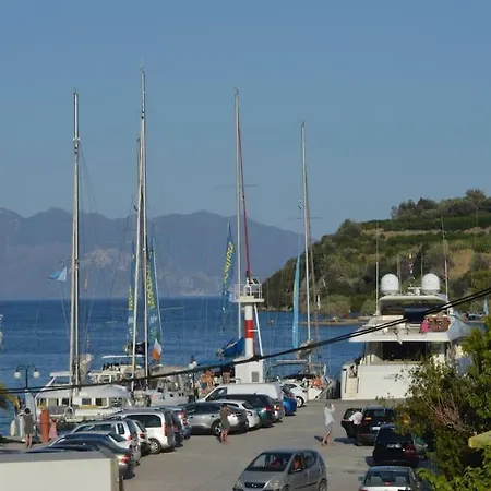 Katerina's * Epidaurus