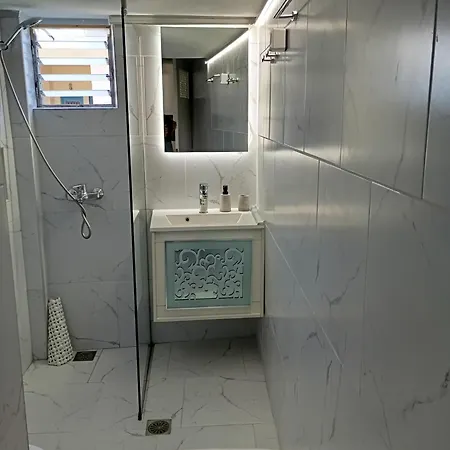 Katerina's アパート エピダウロス